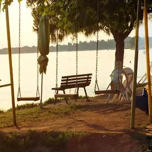 https://emi-house.hotelschalkidiki.net